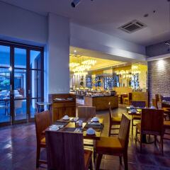 Отель Wyndham Garden Kuta Beach, Bali питание фото 2