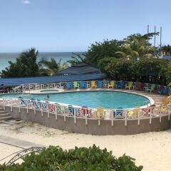 Отель Negril Tree House Resort бассейн