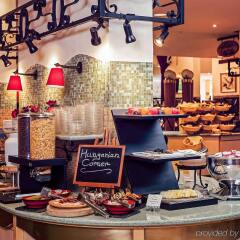 Отель Mercure Budapest Castle Hill Венгрия, Будапешт - 2 отзыва об отеле, цены и фото номеров - забронировать отель Mercure Budapest Castle Hill онлайн гостиничный бар