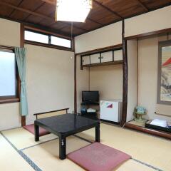 Отель Japanese Ryokan Kashima Honkan Фукуока комната для гостей фото 2