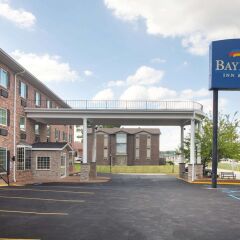 Отель Baymont Inn & Suites Jefferson City парковка