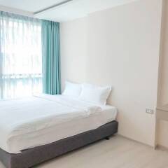 Отель Locals Sukhumvit ThongLor Vtara 36 Бангкок комната для гостей фото 3