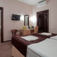 Гостиница BISHOTEL в Липецке 2 отзыва об отеле, цены и фото номеров - забронировать гостиницу BISHOTEL онлайн Липецк комната для гостей фото 3