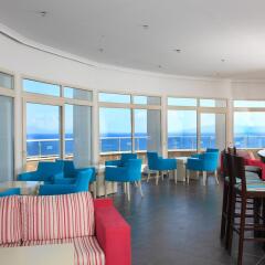 Отель Bodrum Bay Resort - All Inclusive гостиничный бар