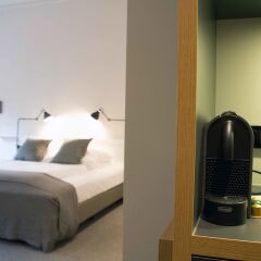 Отель Apartment040 Averhoff Living Гамбург сейф в номере