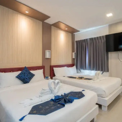 Отель Baan Thai Beach Side Residence сейф в номере