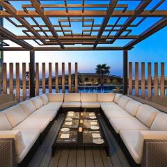 Отель Sofitel Abu Dhabi Corniche ОАЭ, Абу-Даби - 1 отзыв об отеле, цены и фото номеров - забронировать отель Sofitel Abu Dhabi Corniche онлайн интерьер отеля