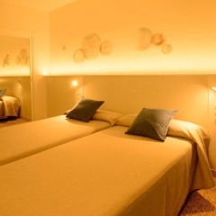 Отель Hostal Tarba комната для гостей