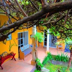 Отель La Posada de Juan B&B Грасьяс спортивное сооружение
