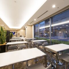 Отель Villa Fontaine Tokyo-Otemachi Япония, Токио - отзывы, цены и фото номеров - забронировать отель Villa Fontaine Tokyo-Otemachi онлайн гостиничный бар