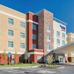 Отель Fairfield Inn & Suites by Marriott Columbus Dublin парковка