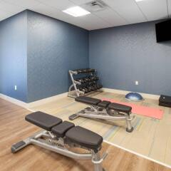 Отель Holiday Inn Express & Suites Indianapolis NE - Noblesville фитнесс-зал