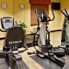 Holiday Inn Express Hotel & Suites Jasper фитнесс-зал фото 2