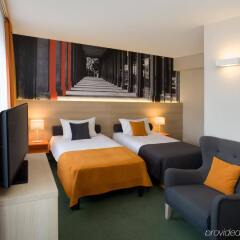 Отель MDM Hotel Warsaw Польша, Варшава - 12 отзывов об отеле, цены и фото номеров - забронировать отель MDM Hotel Warsaw онлайн комната для гостей фото 4