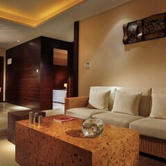Отель Serenity Coast All Suite Resort Sanya комната для гостей