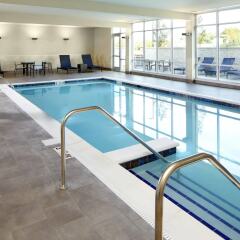 Отель SpringHill Suites by Marriott Columbus Easton Area бассейн