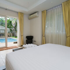 Отель Luxury Pool Villa SRV комната для гостей фото 3