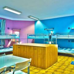 Nathans Villa Hostel Warsaw бассейн