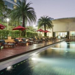 Отель Centre Point Sukhumvit Thong-Lo бассейн фото 2