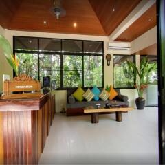 Отель Korsiri Villas интерьер отеля