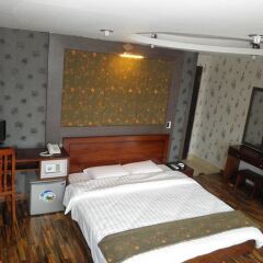 Dream Gold Hotel 1 Ханой комната для гостей фото 2