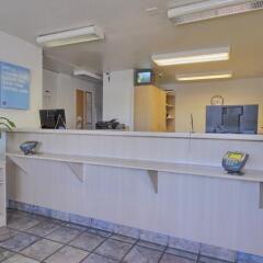 Отель Motel 6 Tulare интерьер отеля фото 3