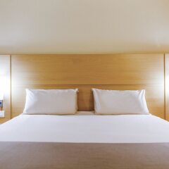 Гостиница IBIS Самара комната для гостей фото 5