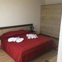 Отель Sunrise Apartments by Interhotel Pomorie Болгария, Поморие - отзывы, цены и фото номеров - забронировать отель Sunrise Apartments by Interhotel Pomorie онлайн комната для гостей фото 2