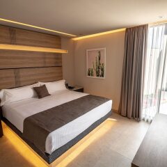 Отель Heat Suites - Adults Only комната для гостей фото 2