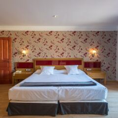 Hotel Villa Pasiega сейф в номере