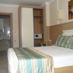 Asmin Hotel Bodrum сейф в номере