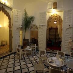 Отель Riad Senso Марокко, Рабат - отзывы, цены и фото номеров - забронировать отель Riad Senso онлайн интерьер отеля