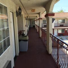 Отель Marina 7 Motel США, Лос-Анджелес - отзывы, цены и фото номеров - забронировать отель Marina 7 Motel онлайн балкон