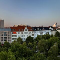 Отель Citadines Kurfurstendamm Berlin Германия, Берлин - 9 отзывов об отеле, цены и фото номеров - забронировать отель Citadines Kurfurstendamm Berlin онлайн городской автобус