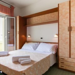 Hotel Sandra Гаттео-а-Маре комната для гостей