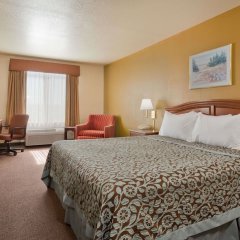Days Inn by Wyndham Lathrop in Lathrop, United States of America from 131$, photos, reviews - zenhotels.com guestroom photo 4