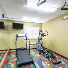 Отель Mainstay Suites Frederick фитнесс-зал