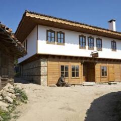 Отель Guest House Dimcho Kehaia's Cafe фото 2