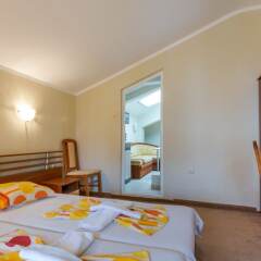 Апартаменты 1 Bedroom Apartment in Dafinka Guest House Равда комната для гостей фото 2