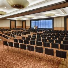 Отель InterContinental Düsseldorf