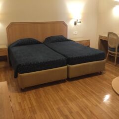 Delice Hotel Apartments сейф в номере