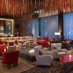 Гостиница DoubleTree by Hilton Moscow – Marina в Москве - забронировать гостиницу DoubleTree by Hilton Moscow – Marina, цены и фото номеров Москва гостиничный бар