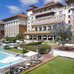 Отель Hyatt Regency Kathmandu Непал, Катманду - отзывы, цены и фото номеров - забронировать отель Hyatt Regency Kathmandu онлайн бассейн фото 3