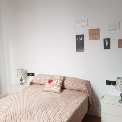 Отель Apartamentos Granada Deluxe 3000 Испания, Гранада - отзывы, цены и фото номеров - забронировать отель Apartamentos Granada Deluxe 3000 онлайн комната для гостей