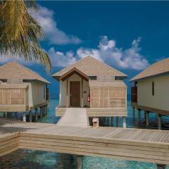 Отель Reethi Faru Resort фото 9