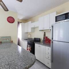 Отель Kgn Most Centrally Located One Bdrm II в номере фото 2