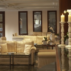 Mitsis Petit Palais Beach Hotel интерьер отеля