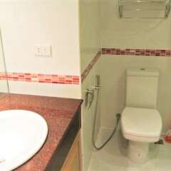 Отель 5th Floor Condo Jomtien Beach Паттайя ванная