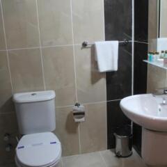 Resmina Hotel Турция, Ван - отзывы, цены и фото номеров - забронировать отель Resmina Hotel онлайн ванная