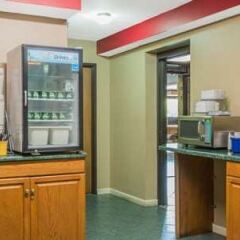 Отель Days Inn Hurstbourne питание фото 3